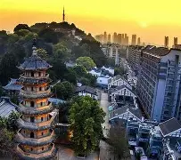 包含福建男篮分享球队动态全力以赴，备战夏季热身赛|孙亚辉分享休赛期特训Vlog既兴奋又期待的词条