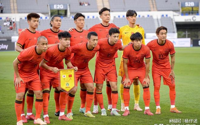 包含东亚杯-黄政宇首球国足两中门框1-0中国香港获季军的词条